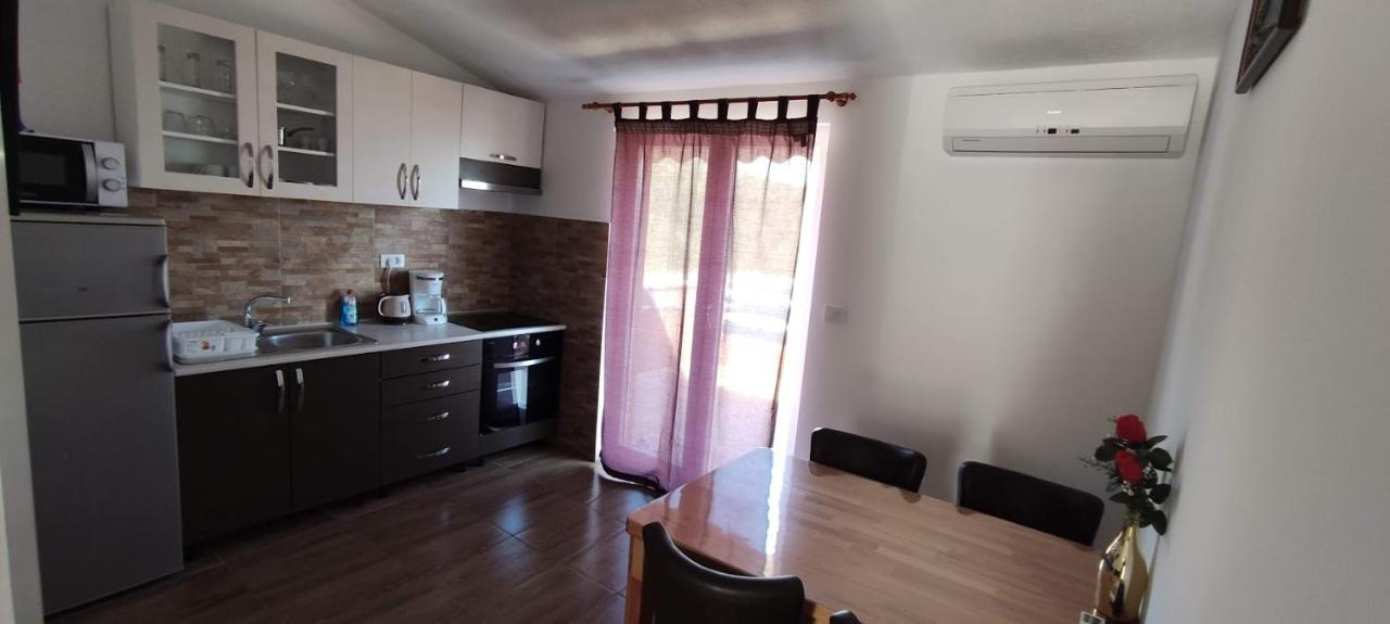 Apartman Darko Rogoznica  Buitenkant foto